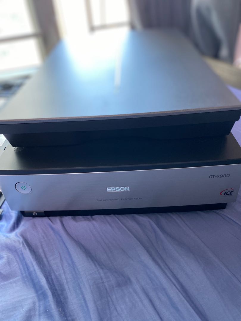 Epson GT-X980, 攝影器材, 攝影配件, 其他攝影配件- Carousell