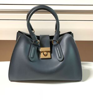 （分類：）位於 。 由 misslort 提交（商品編號 1144168739，圖片 1）。簡介： 。