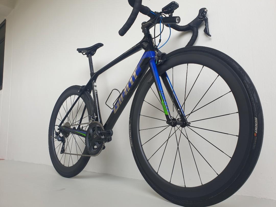 2019 giant tcr hotsell advanced 1 disc kom