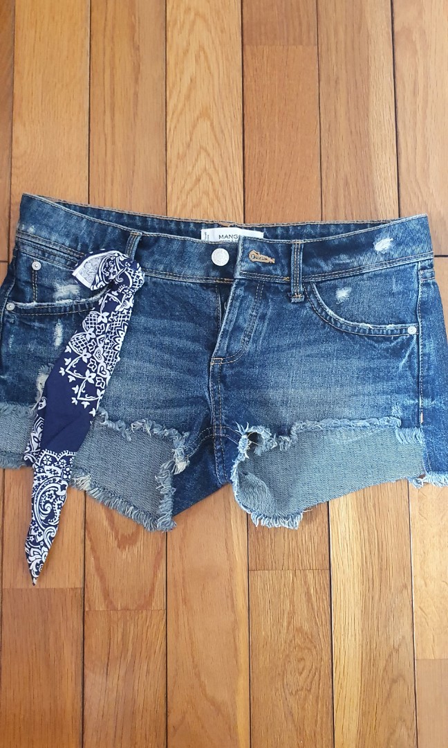 Jeans mango, Fesyen Wanita, Pakaian Wanita, Bawahan di Carousell