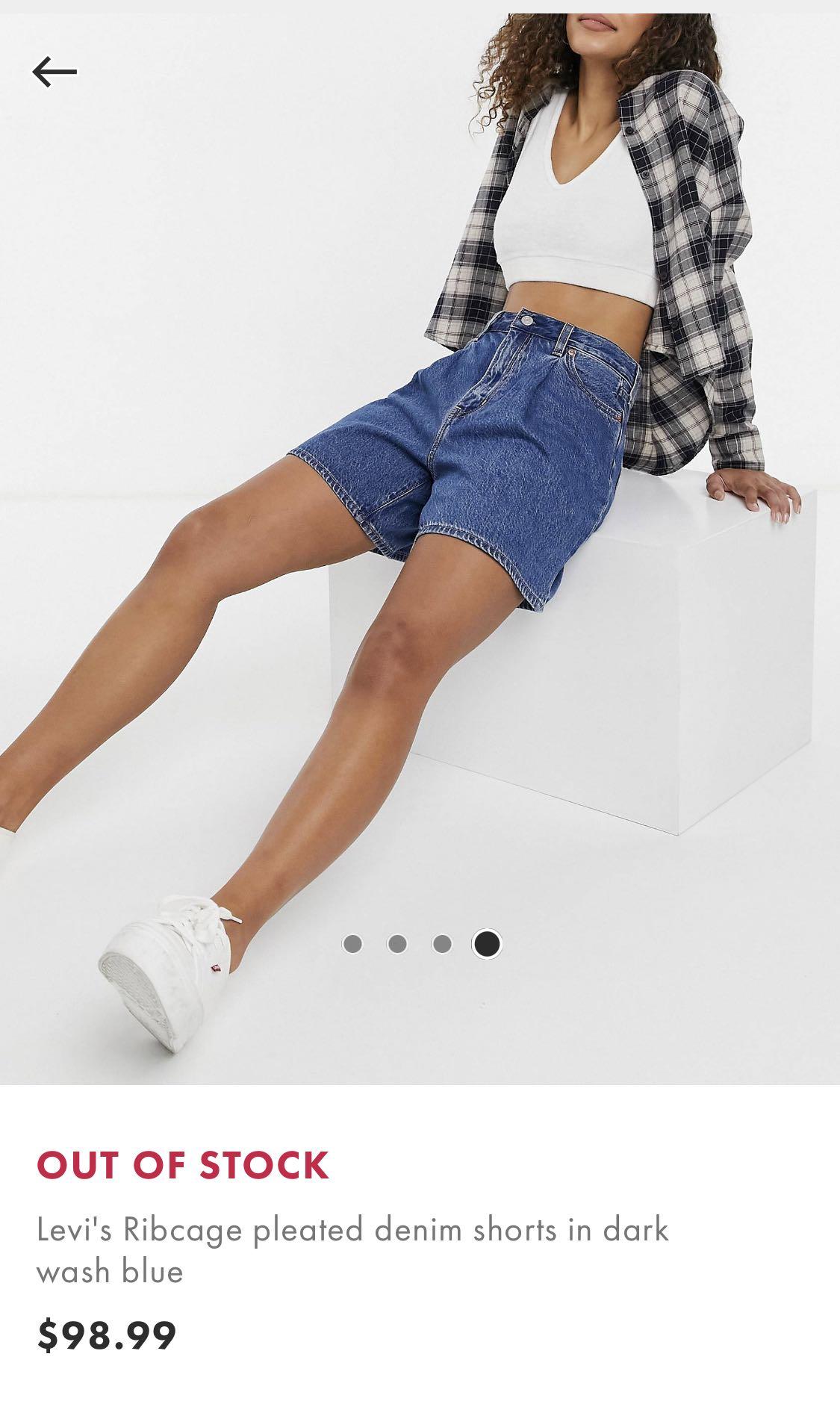 Levi's ribcage pleated denim shorts 