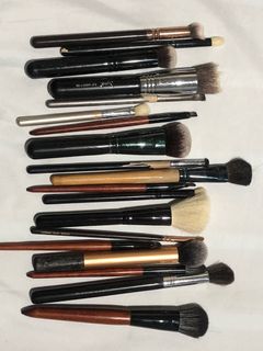 (Category: ) located in . Submitted by queenbentables (Listing ID 1144190684, Image 1). Description: .
