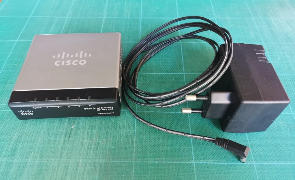 Networt Switch (Category: Networking) located in Baliuag. Submitted by lorenzcruz (Listing ID 1144137576, Image 1). Description: CISCO Small Business = 5-port; 10/100 Switch = Sutable for Small Office Home Office (SOHO) .