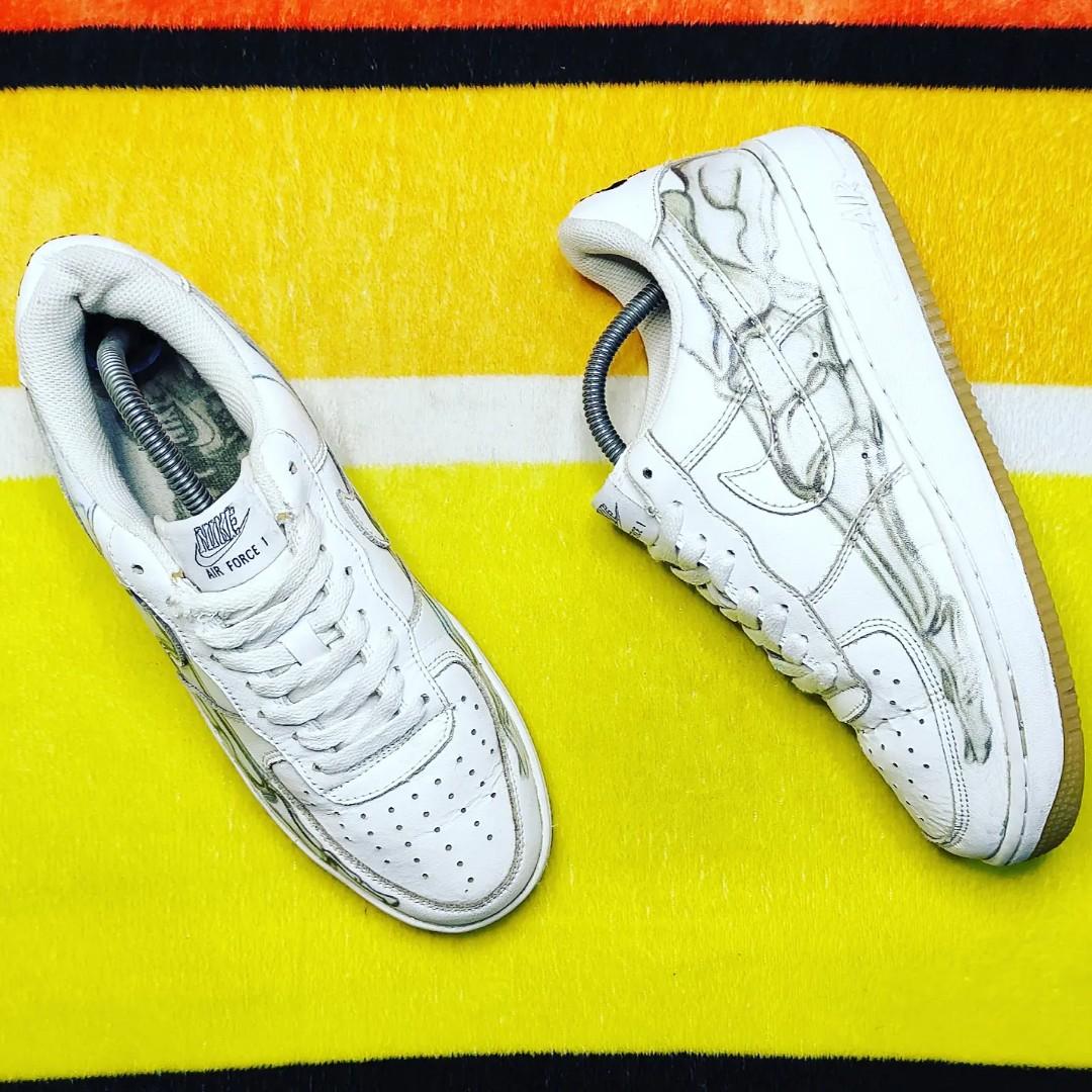 Nike Air Force 1 \
