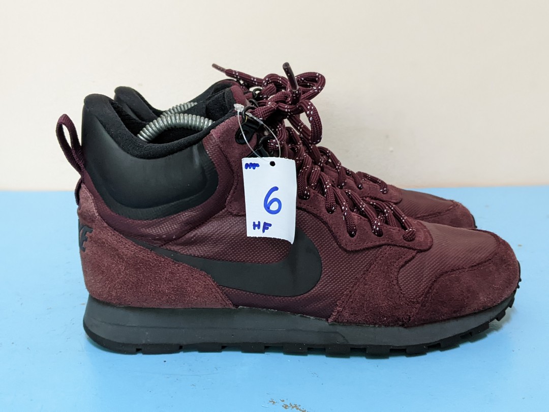 nike md runner mid premium