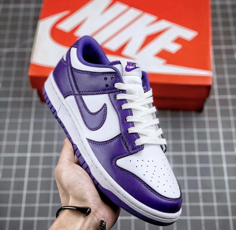 Purple nike clearance sbs