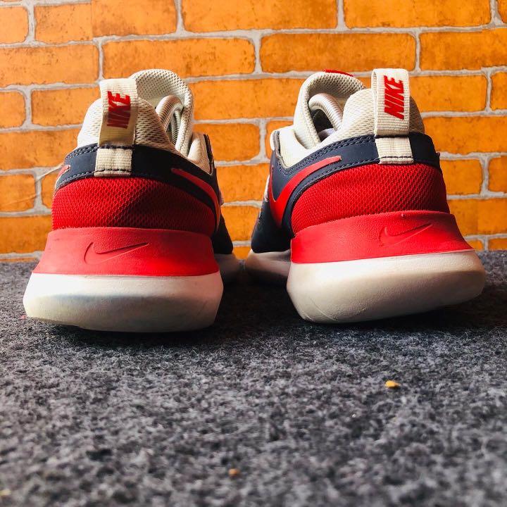 NIKE TESSEN 2018 AA2160 102 Fesyen Pria Sepatu Sneakers di