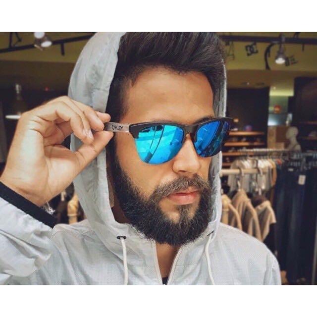 Oakley frogskins lite on face hotsell