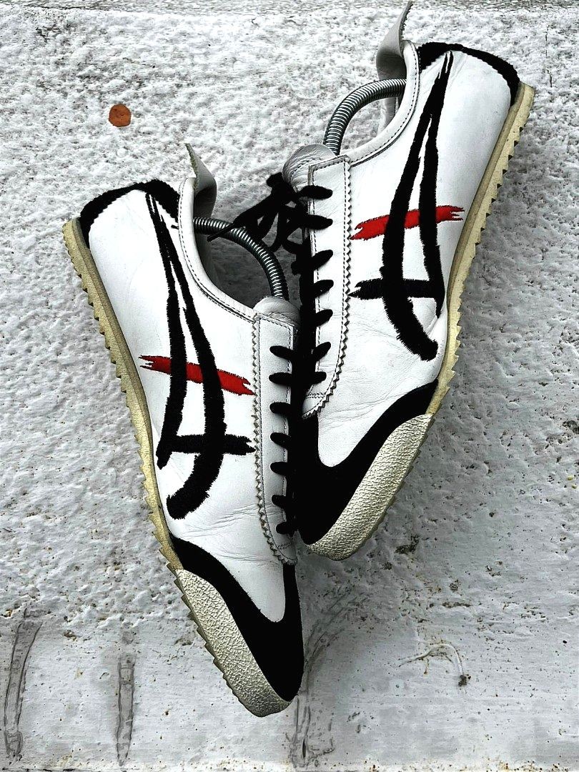 Onitsuka kabuki top