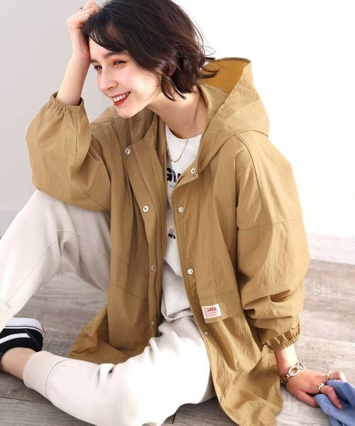 Shaka Shaka 連帽淺色薄身長外套春季系列s Xl 女裝 外套及戶外衣服 Carousell