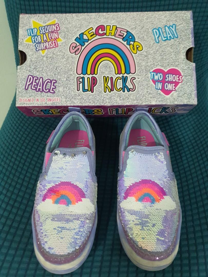 Flip outlet kicks shoes