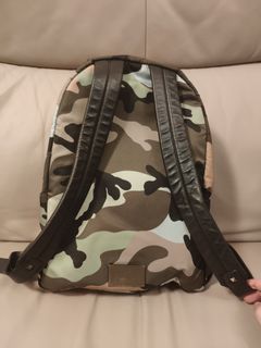 （分類：）位於 。 由 samuel8d 提交（商品編號 1144184093，圖片 1）。簡介： 。