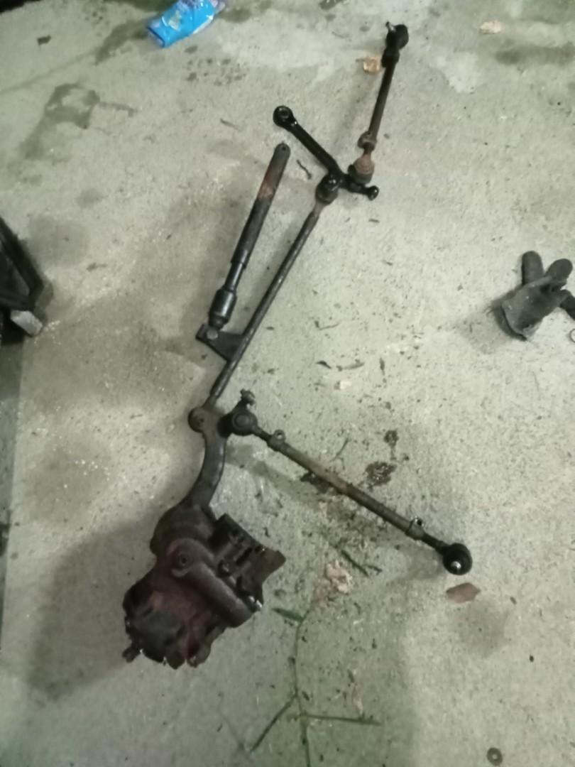 W126 steering box, Auto Accessories on Carousell
