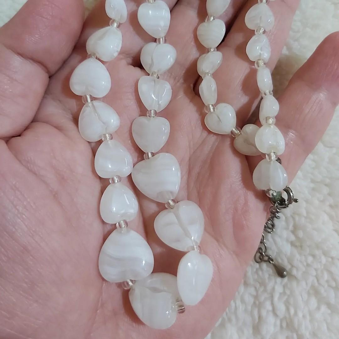 WHITE GLASS HEARTS NECKLACE (Category: Necklaces) located in Binangonan. Submitted by KeiCae (Listing ID 1144109920, Image 1). Description: WHITE GLASS HEARTS NECKLACE. 16-20 inches length with extender. *Please take note that these are either preloved, old stock, or vintage quality items from Japan and it is important to manage your expectations and inspect pictures thoroughly..