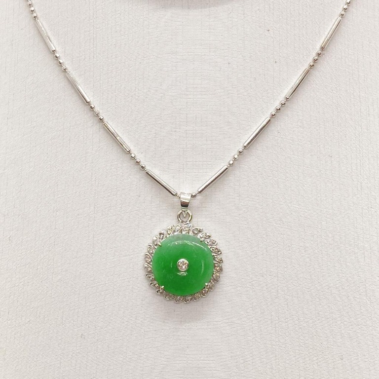 White gold online jade pendant