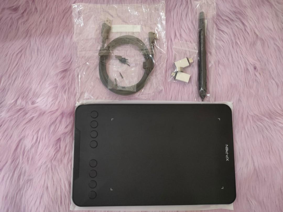 XP-PEN Deco Mini 7 Drawing Graphics Tablet #4theplanet (Category: Android) located in Quezon City. Submitted by lilacnavi (Listing ID 1144124946, Image 2). Description: Can connect to both computers and android phones Full inclusions Nibs are still complete Micro-USB and USB-C adapter included RUSH SALE due to emergencies.