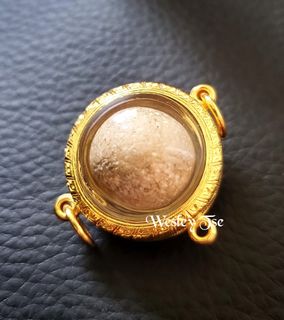 （分類：）位於 。 由 Seven_Precious_Amulets_LP_Parn 提交（商品編號 1144317333，圖片 1）。簡介： 。