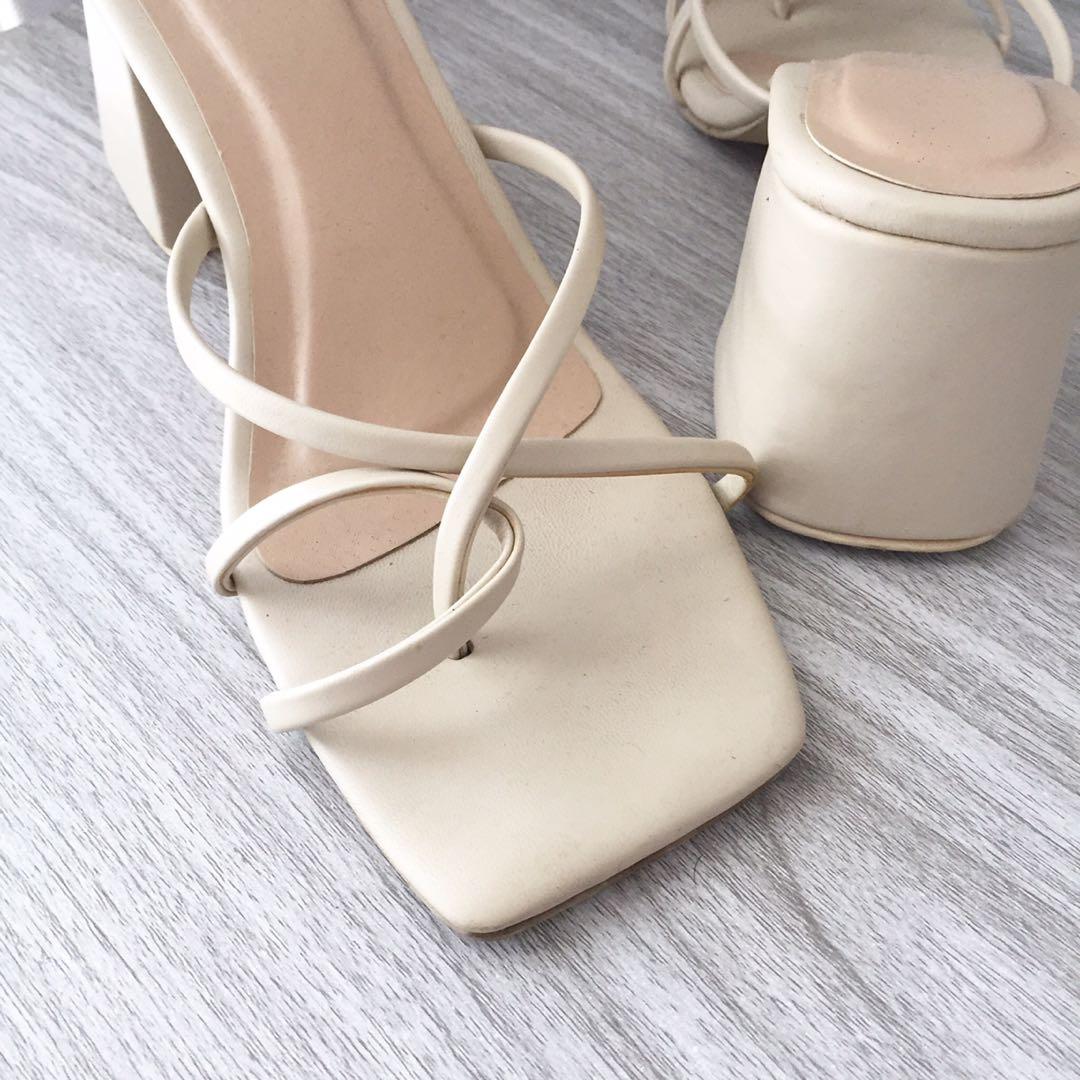 3 INCH HEELS SIZE 8 NUDE BONE COLOR Women s Fashion