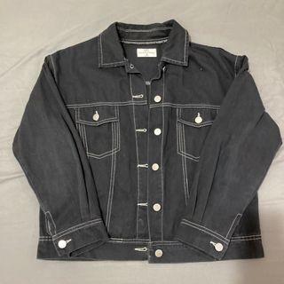 黑色牛仔外套