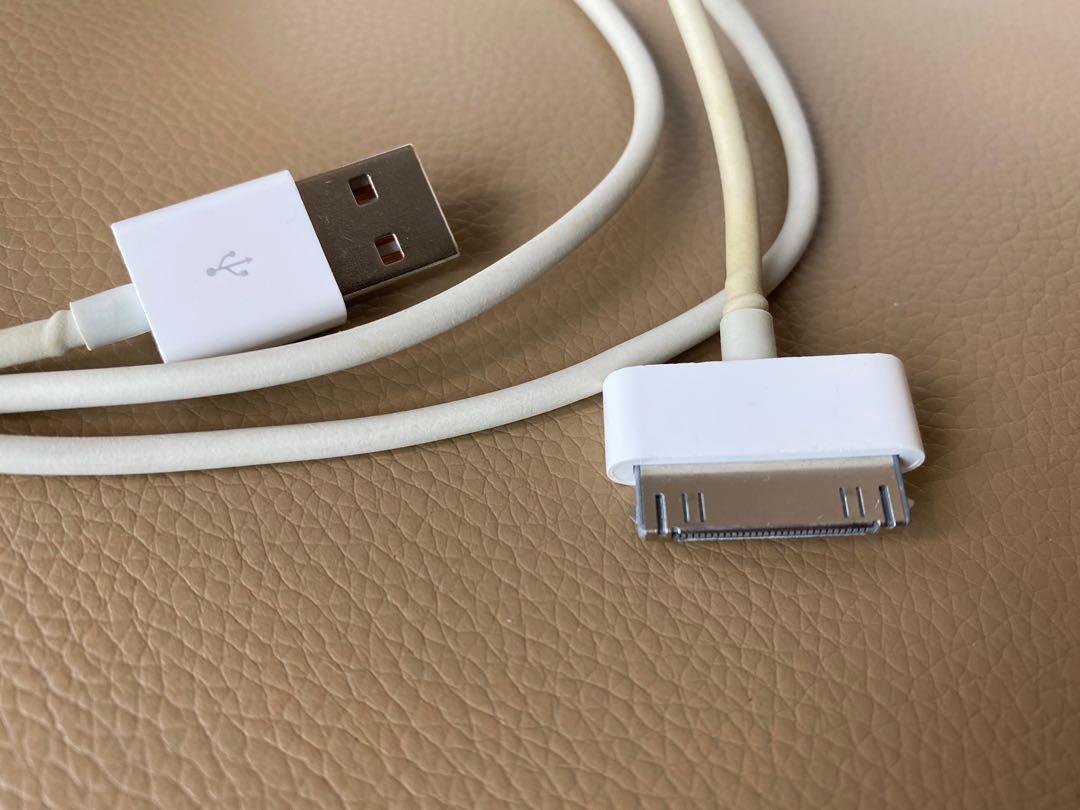 Apple 原裝充電線叉電線iPhone 4s / iPhone 4 / iPad 3 2 1 / iPod / Original cable, 手提電話, 電話&平板電腦配件, 充電器及電線- Carousell Apple 原裝充電線叉電線iPhone 4s / iPhone 4 / iPad 3 2 1 / iPod / Original cable, 手提電話, 電話&平板電腦配件, 充電器及電線- Carousell