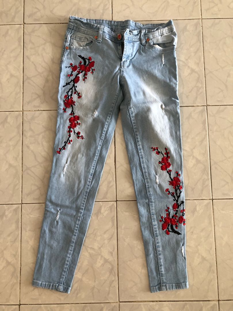 blue floral jeans sz 30 #valentine2022 