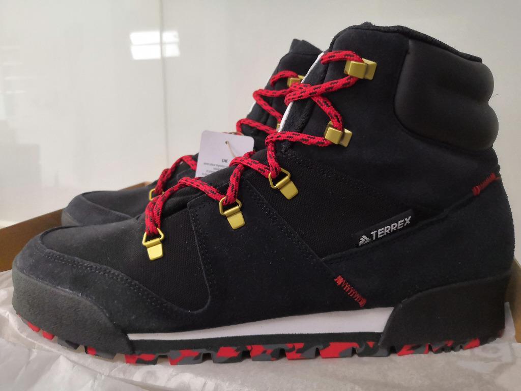 Brand new] Adidas Terrex Snowpitch C.Rdy boots, size US10/EU44, Men's  Fashion, Footwear, Casual shoes on Carousell
