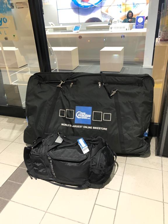 Chain Reaction Cycles Bike Travel Bag with Wheel Bags, 運動產品, 單車及配件, 單車