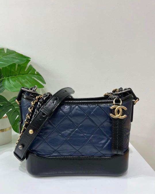 Chanel gabrielle navy best sale black