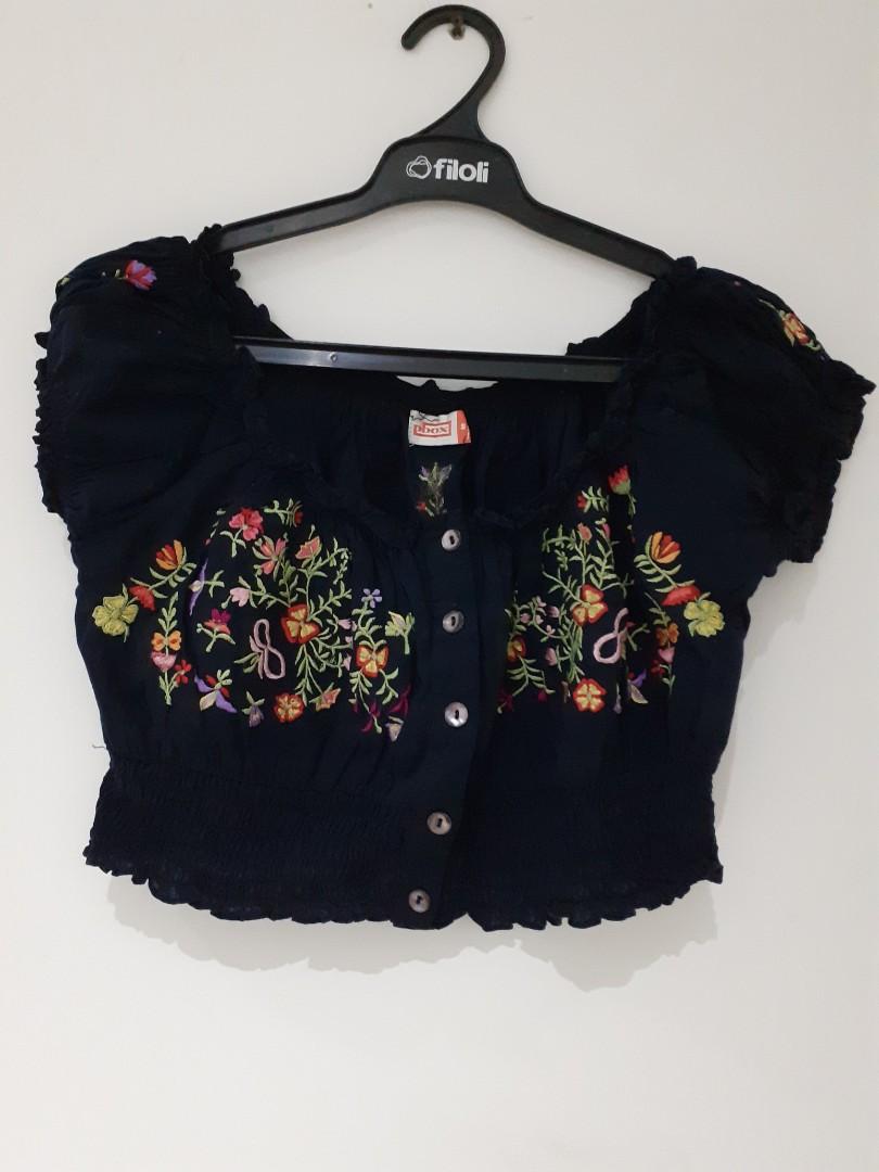 Crop top PBox colourful Floral, Fesyen 