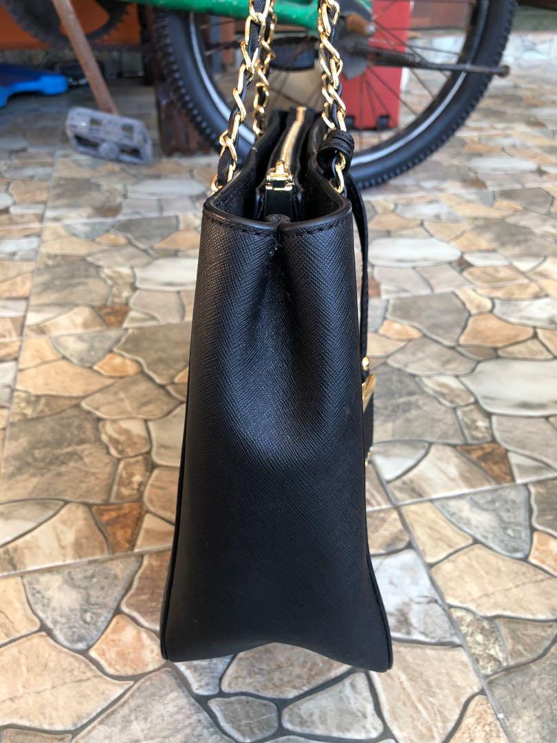 dkny saffiano leather bag