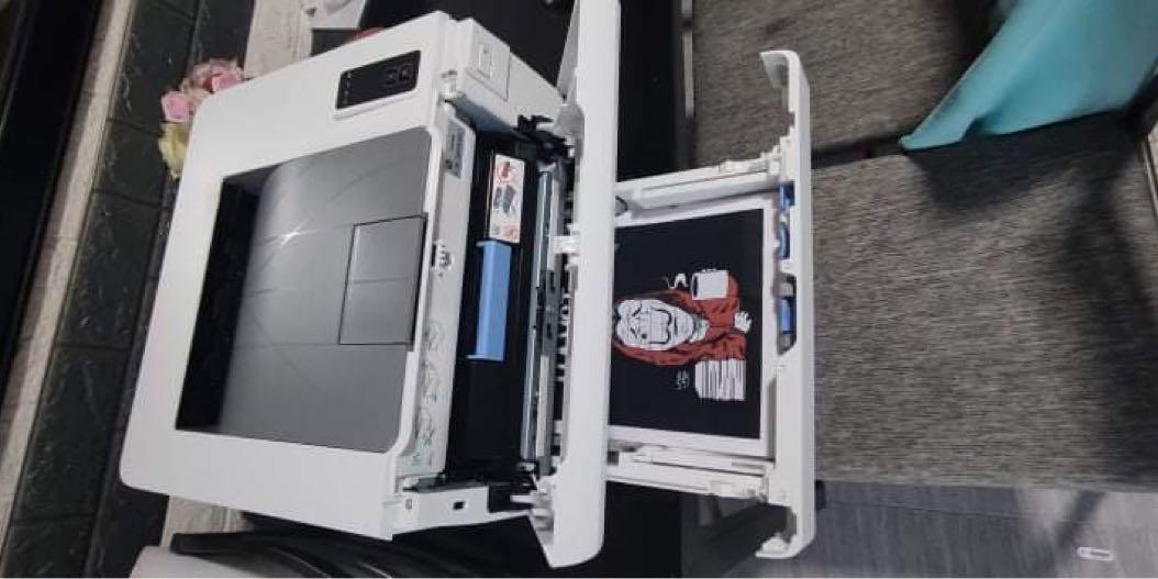 HP color laser jet pro (Category: Printers, Scanners & Copiers) located in Pasig City. Submitted by mitchh.bc (Listing ID 1144341615, Image 3). Description: Good as new: Bought last nov. 2021 only Original price is 16,000.00 No scratches Rfs: need cash HP Color LaserJet Pro M155a Printer CONFIGURATION Color Print Hi-Speed USB 2.0 port A4 Color Laser Printer, Perfect for Business Print speed up to 17 ppm (black) and 17 ppm (color) USB Toner not in