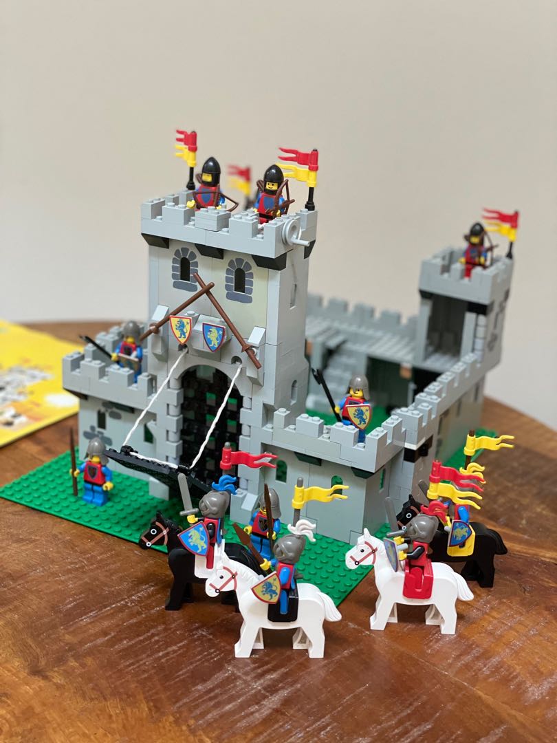Lego 6080 Kings castle Hobbies Toys Toys Games on Carousell