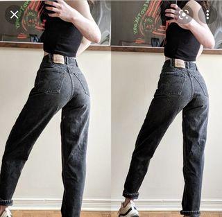 LEVI’s jeans