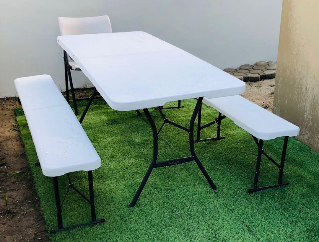 Lifetime table and hot sale chairs set