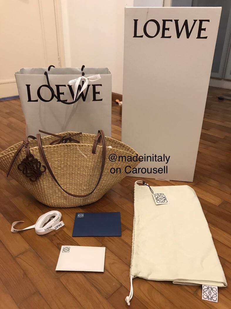 LOEWE shell (FULL SET) basket bag with leather logo - woven raffia rattan  grass straw style, Women's Fashion, Bags  Wallets, Shoulder Bags on  Carousell