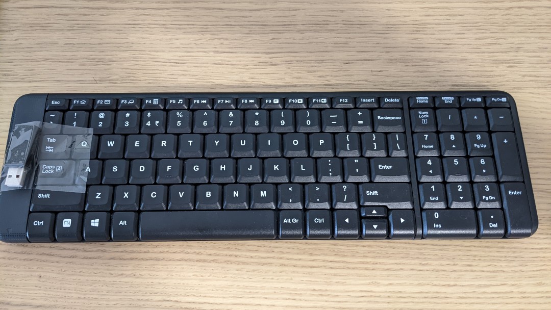 Logitech k220 wireless keyboard, Computers & Tech, Parts & Accessories