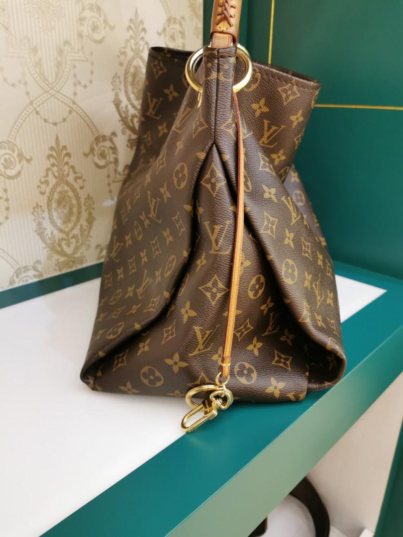 Louis Vuitton Artsy MM Monogram Canvas - Touched Vintage