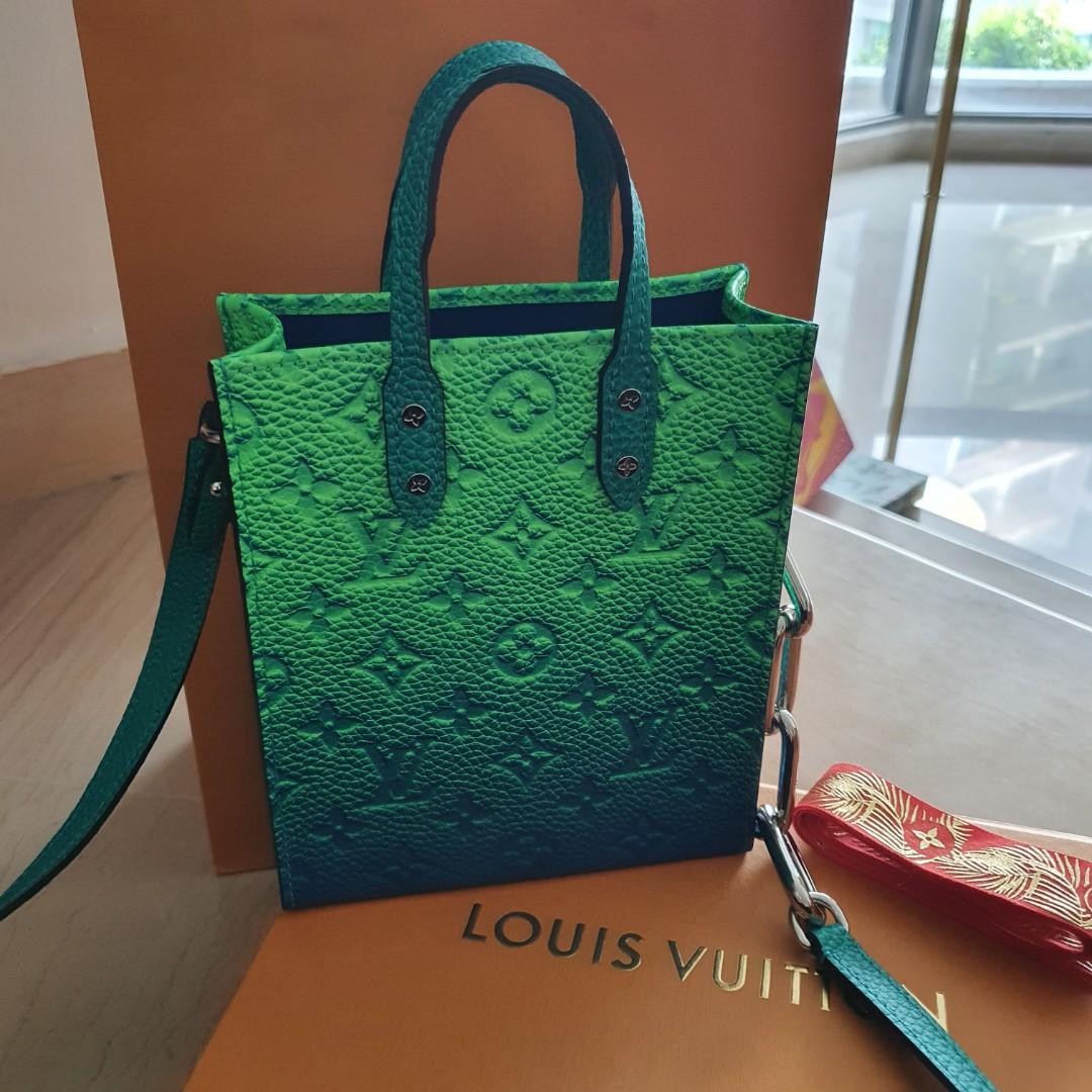 Louis Vuitton Virgil Abloh Blue Cowhide Everyday LV Sac Plat XS Silver  Hardware, 2021 Available For Immediate Sale At Sotheby's