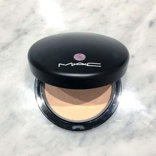 MAC MINERALIZE SKIN FINISH NATURAL FACE POWDER - MEDIUM