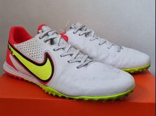 Nike React Legend 9 Pro TF  US10  Used