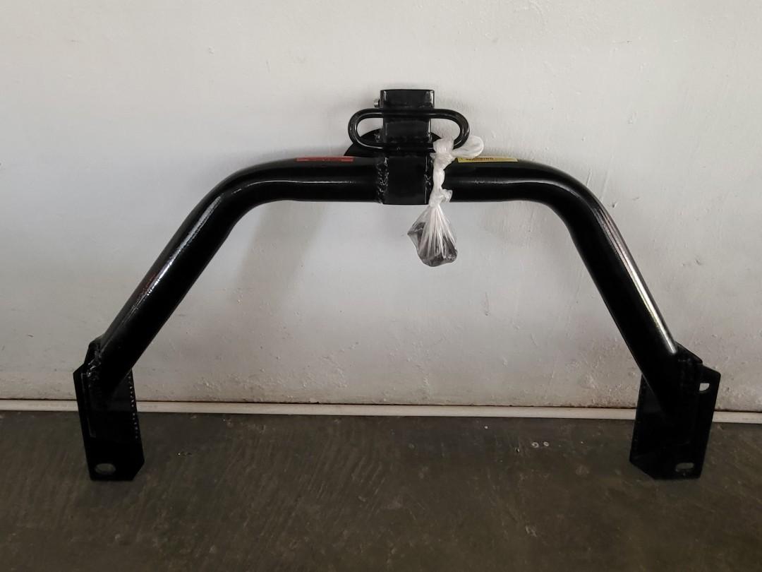 OGP Tow Hitch Receiver Montero, Car Parts & Accessories, Body Parts and