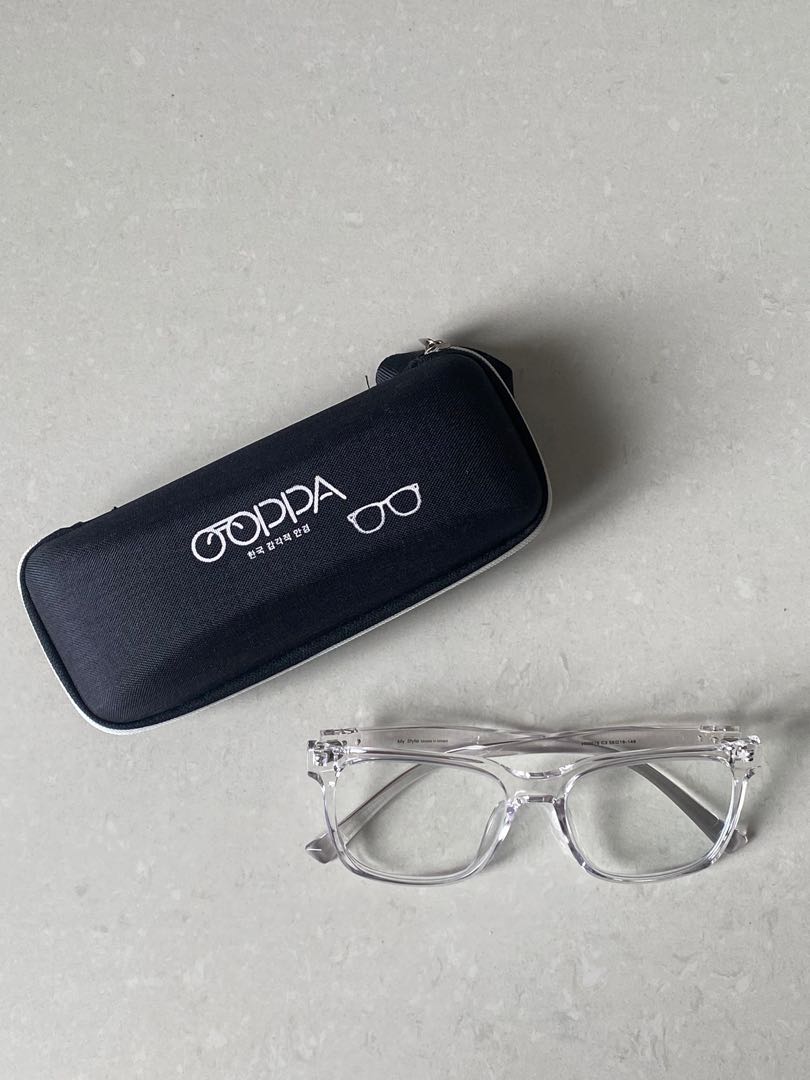 Oppa Glasses Kacamata Korea, Fesyen Pria, Aksesoris, Kacamata di Carousell