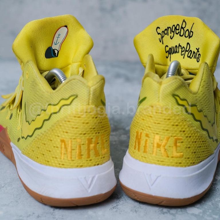 sepatu kyrie spongebob