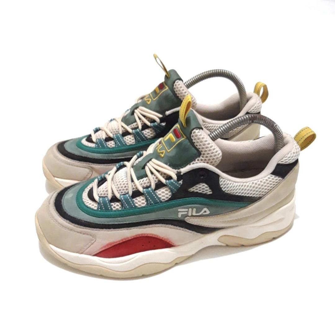 Sepatu second FILA FUSION 2019 Original Sneakers size 42 Bagus Mulus