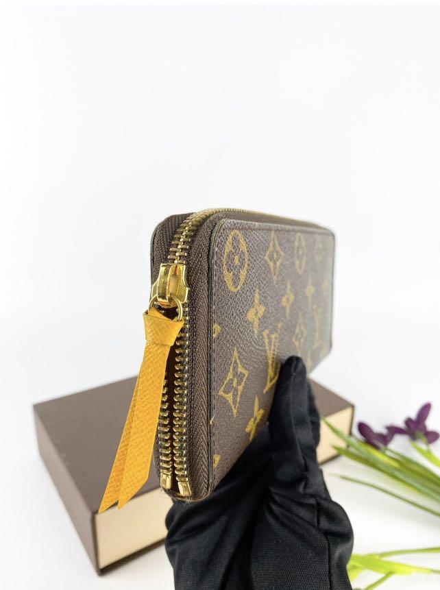 Louis Vuitton Clemence Monogram Jonquille Wallet in Dust Bag at 1stDibs  louis  vuitton wallet yellow inside, louis vuitton wallet dust bag, louis vuitton  wallet inside
