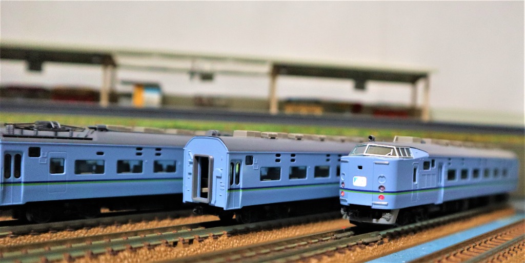 JR 583系電車（きたぐに旧塗装）セット92930 限定品 TOMIX