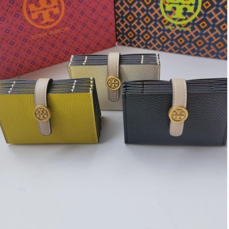 Tory Burch Walker Accordion Card Case, Fesyen Wanita, Tas & Dompet di Carousell