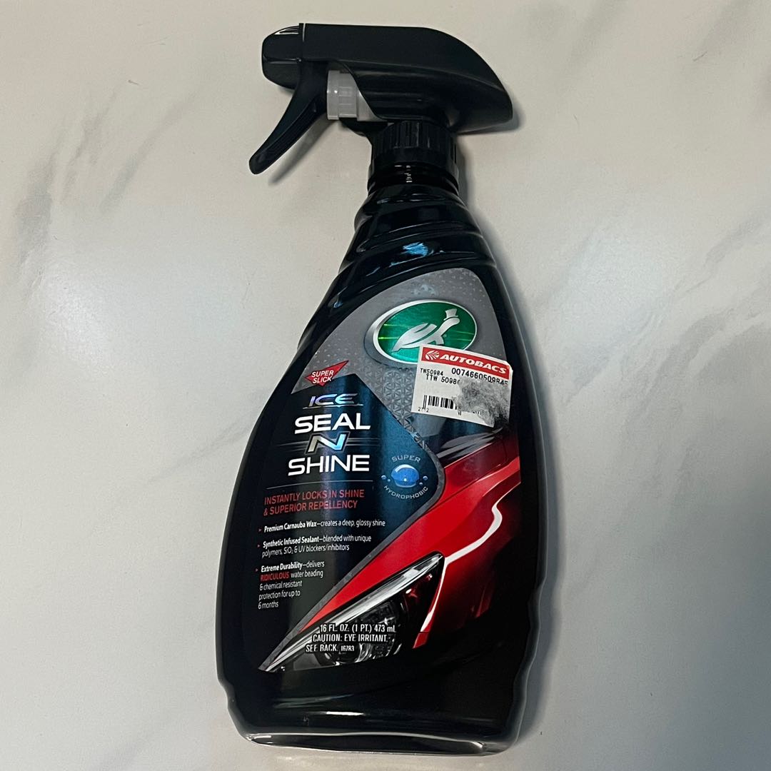 thumbnail image 2 of Turtle Wax ICE Seal N Shine & ICE Spray Wax Combo Pack (53877) 2 of 5