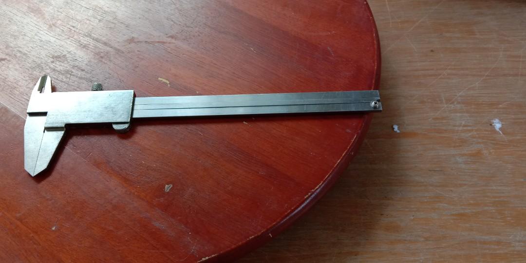 Vintage manual caliper Mitutoyo 0-150 mm stainless hardened Japan ,left