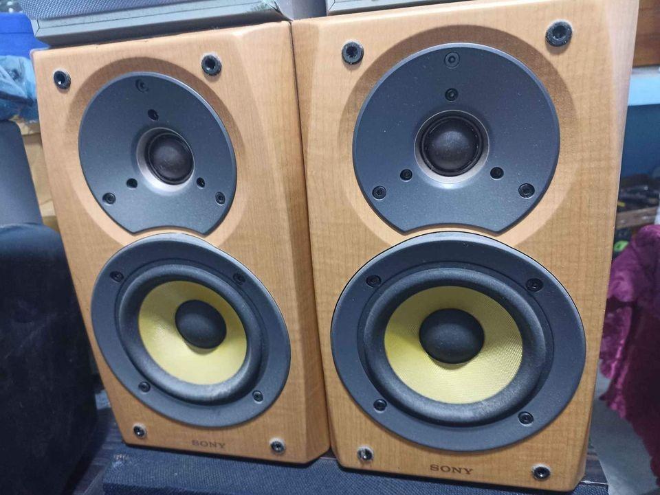 Wooden Sony Bookshelf speakers, Audio, Soundbars, Speakers & Amplifiers